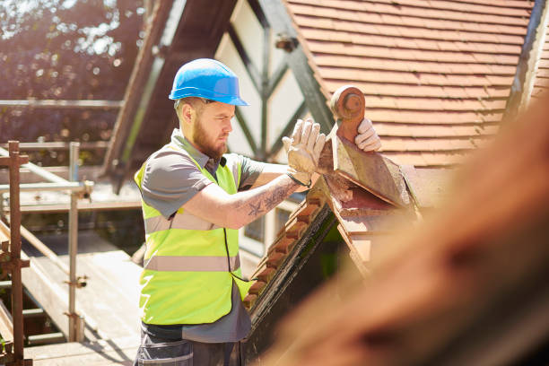 Best Roof Gutter Cleaning  in Gosport, IN
